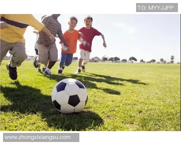 网球与足球双星对比：从费德勒到梅西谁才是球场之王